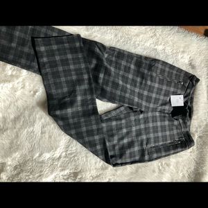 NWT Black and gray cropped knit size S